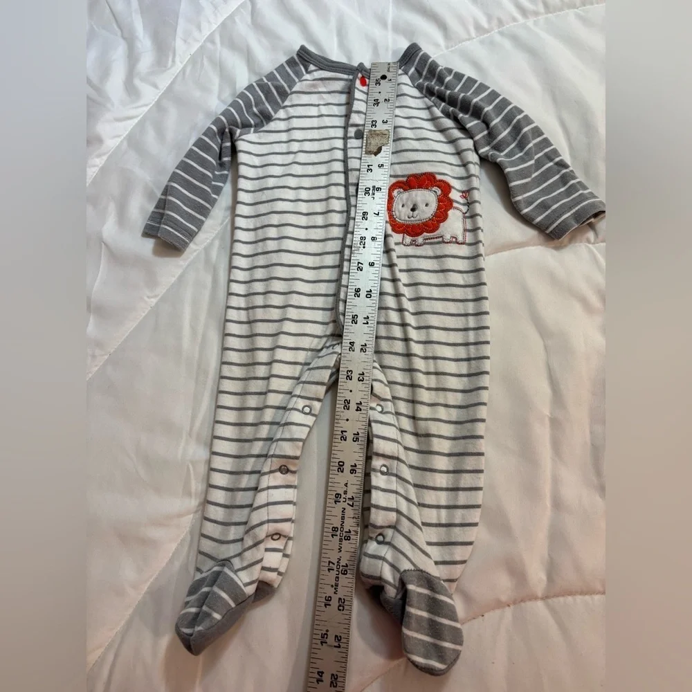 Little Me Striped Gray and White Outfit with Red lion- 12-18m (no size tag)